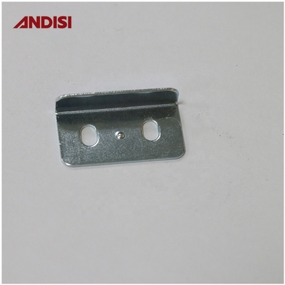 L Connecteur de support à angle plat en acier pour meubles d'une épaisseur de 0,8 mm et d'une taille de 32 x 17 x 8,23 mm