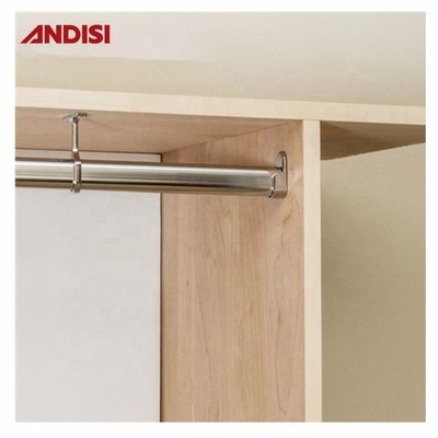 Rameau de rail suspendu en acier ovale enduit de chrome dur pour garde-robe de design moderne